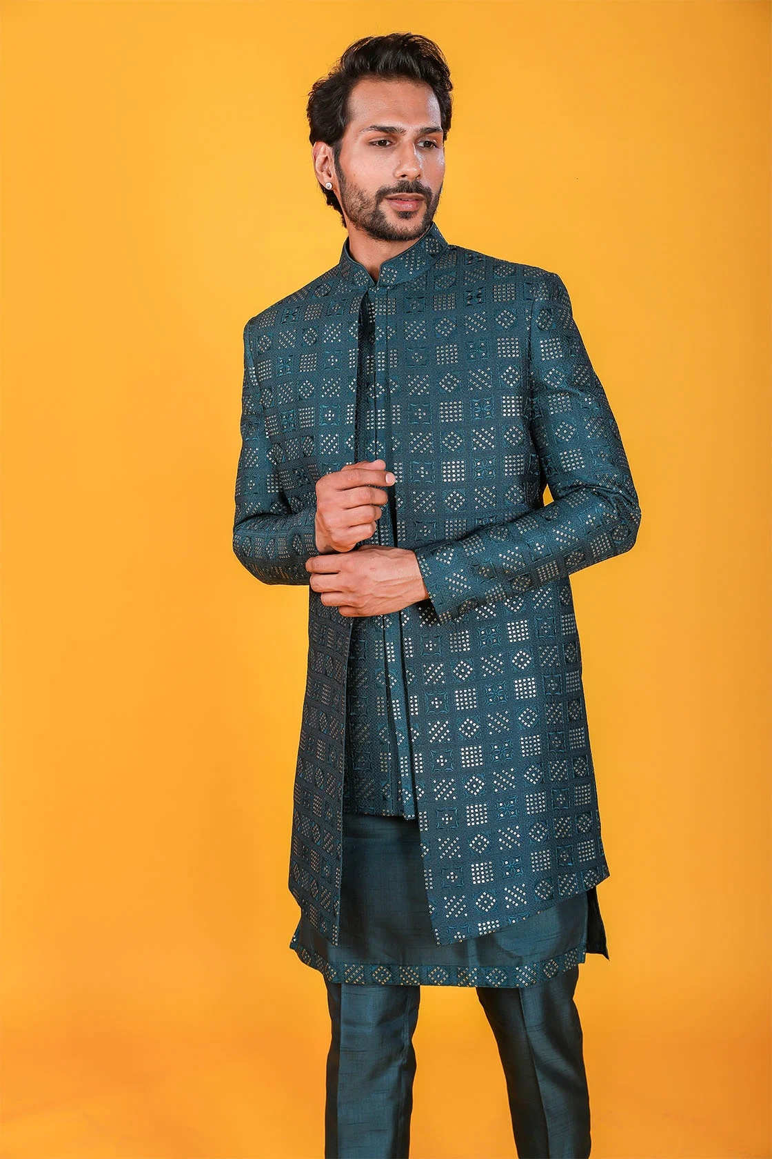 Black Embroidered Indo Western Jacket Set Design by Sanjev Marwaaha Men at  Pernia's Pop Up Shop 2024